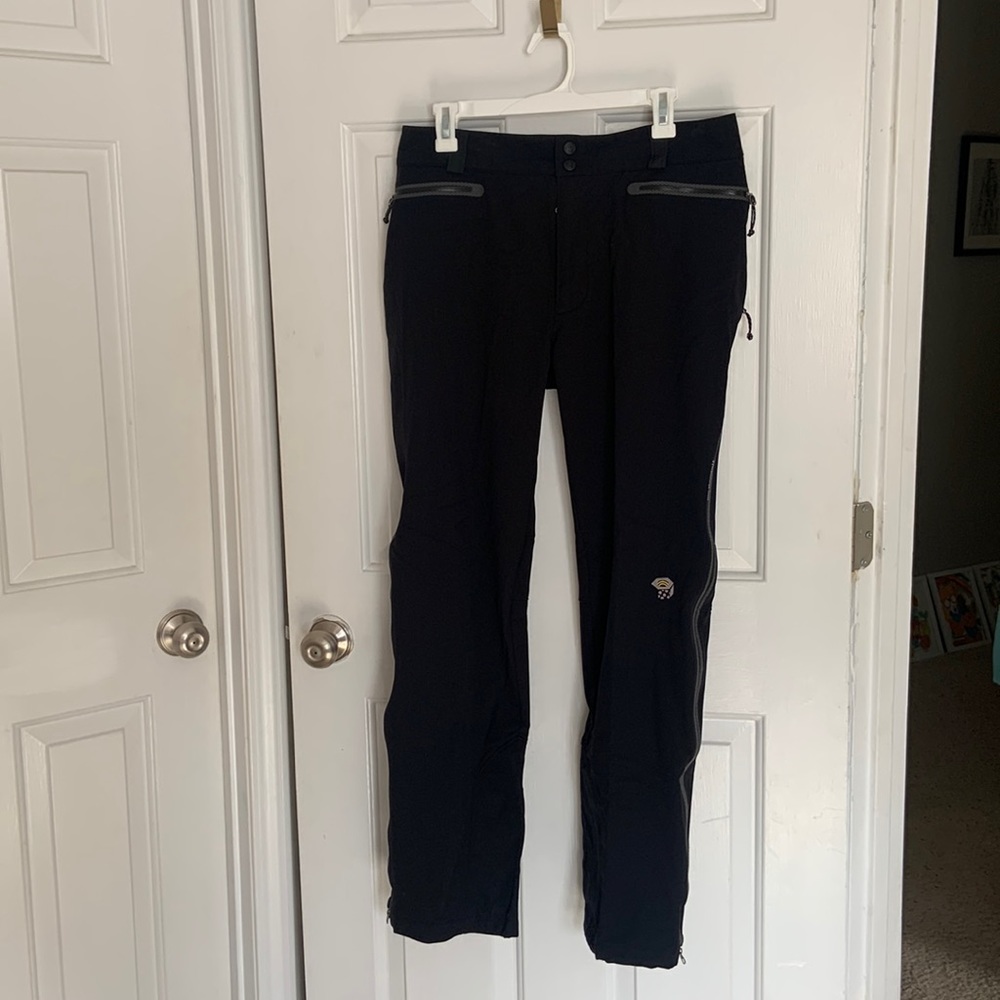 Mens Mountain Hardware soft shell ski pants - size medium